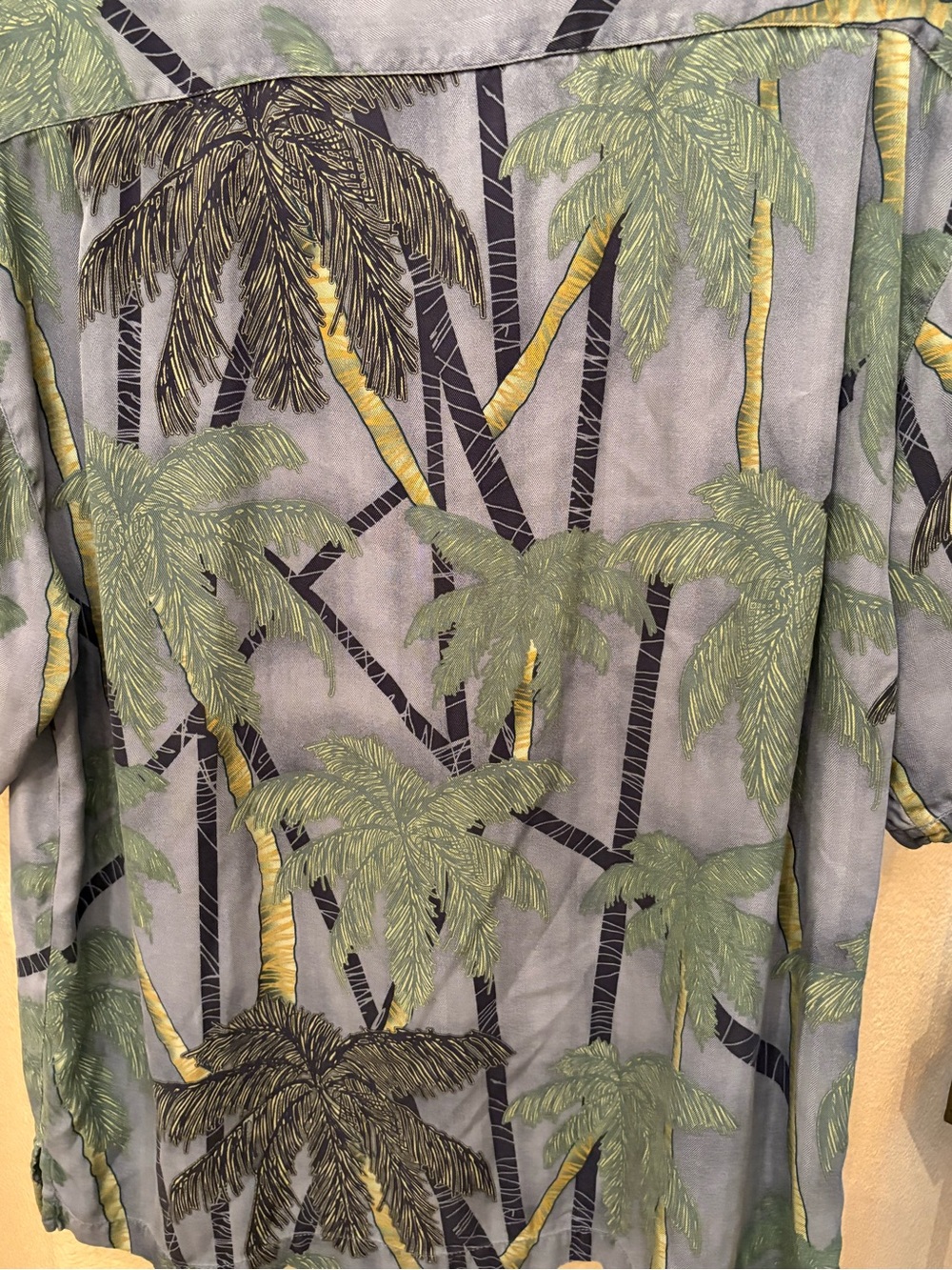 Tommy Bahama Men Short Sleeve 100% Silk Palm Tree Print Shirt Size Large - Picture 4 of 8